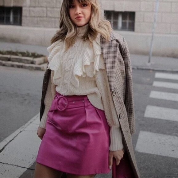 ZARA Vegan Leather Skirt - Belted, High Waisted, Fuchsia Pink - Sz Small - Picture 2 of 7
